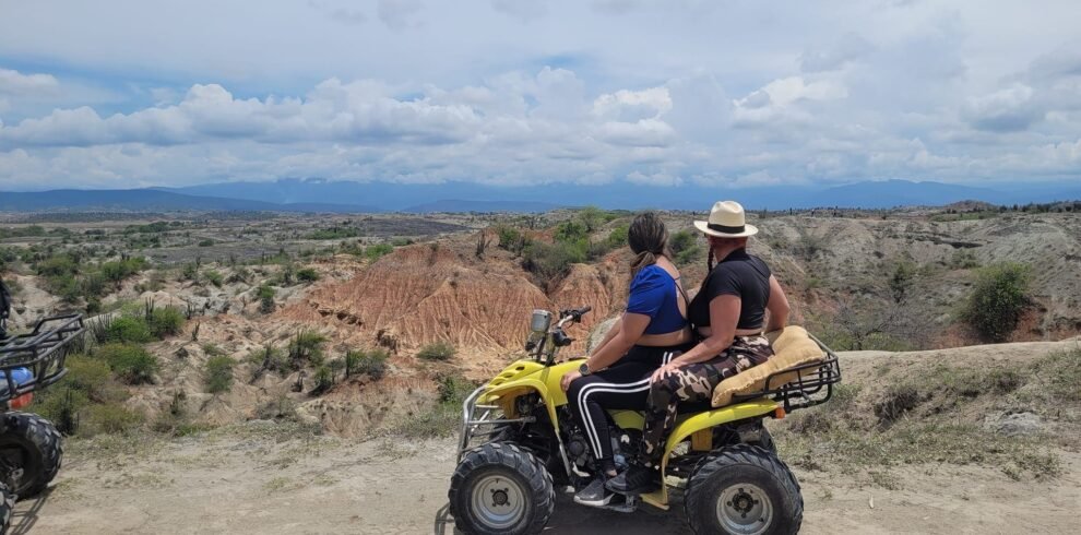 Ruta Cultural en Cuatrimoto: Historia y Naturaleza en Tatacoa
